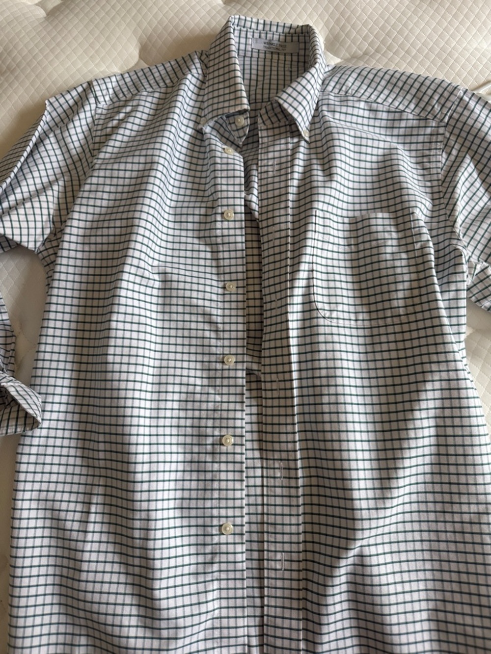 Vintage L.L. Bean Men's Short-Sleeve White Shirt with Green Windowpane Check